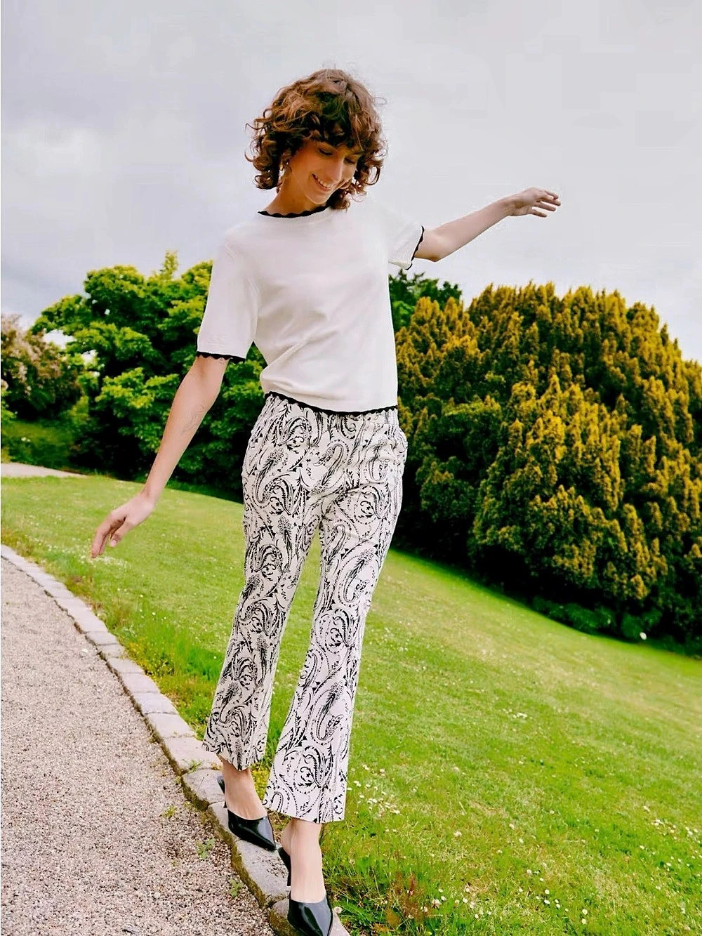 B.YOUNG BYDECKA Trousers paisley cropped pants